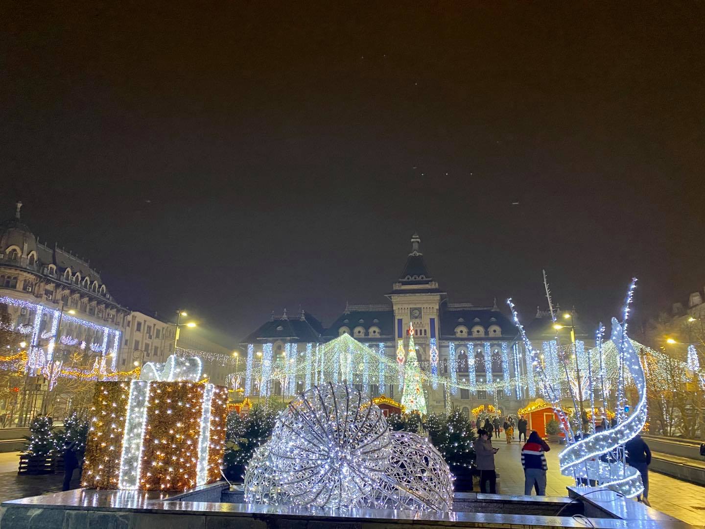 Craiova entered the spirit of Christmas. The city, through the eyes of the people