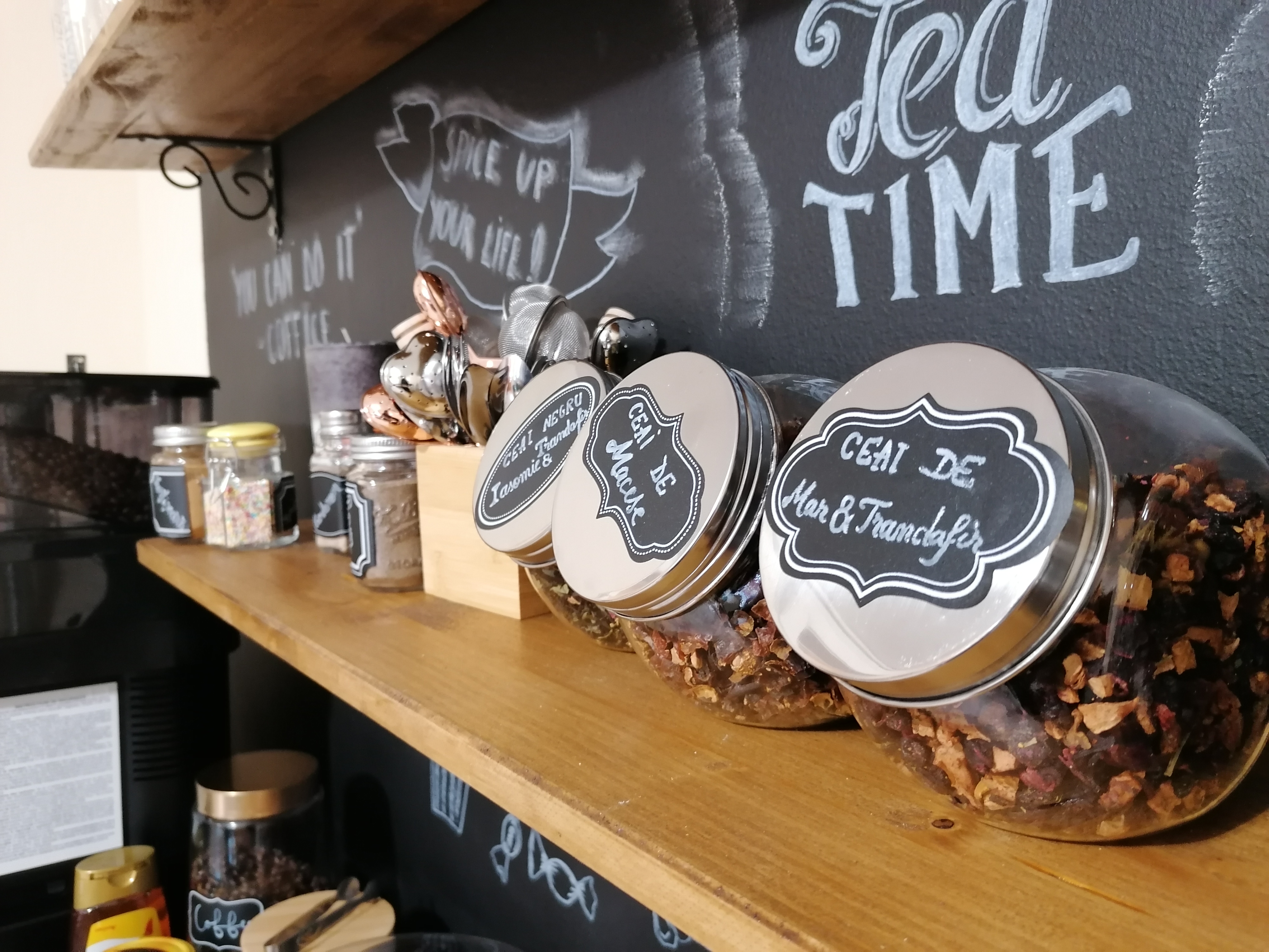 Coffice Craiova – The anti-cafe that moves your office from home