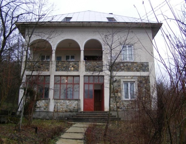 The ”Marin Sorescu” Memorial House