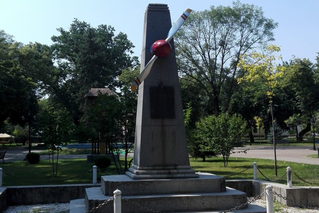 Petre Ivanovici Monument