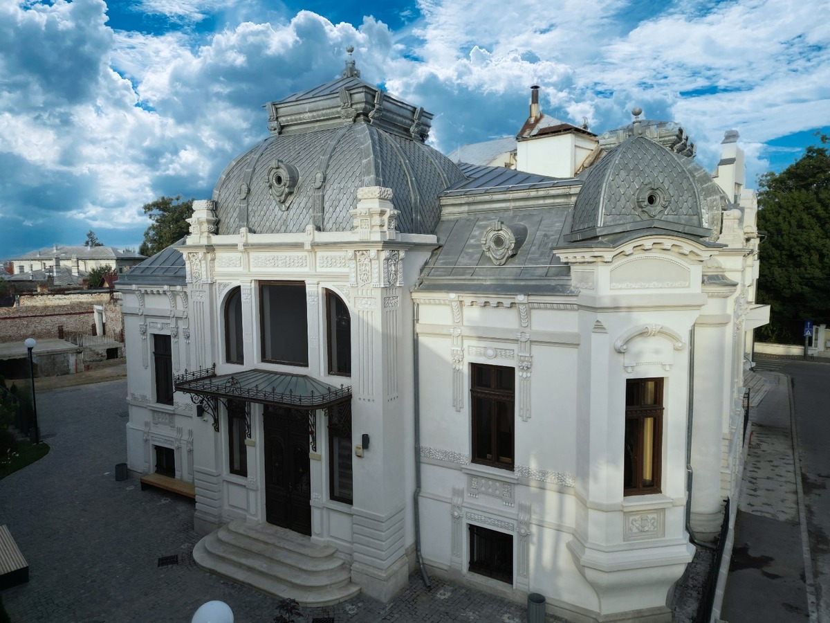 Muzeul Cărții și Exilului Românesc (Casa Dianu)